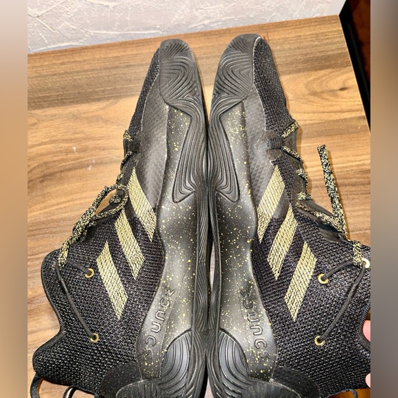 Shoes - Picture 3 of 5